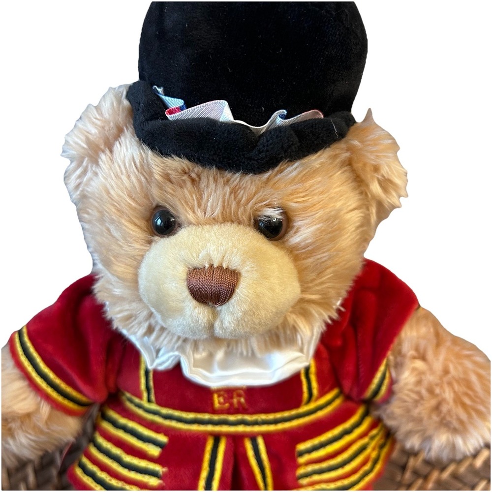 Harrods Store Plush Bear Beefeater Sitting 11" Knightsbridge London NWOT - Picture 2 of 4